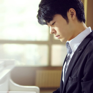 欧美女性交裸阴
